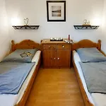 Urlauberdorf 23a *